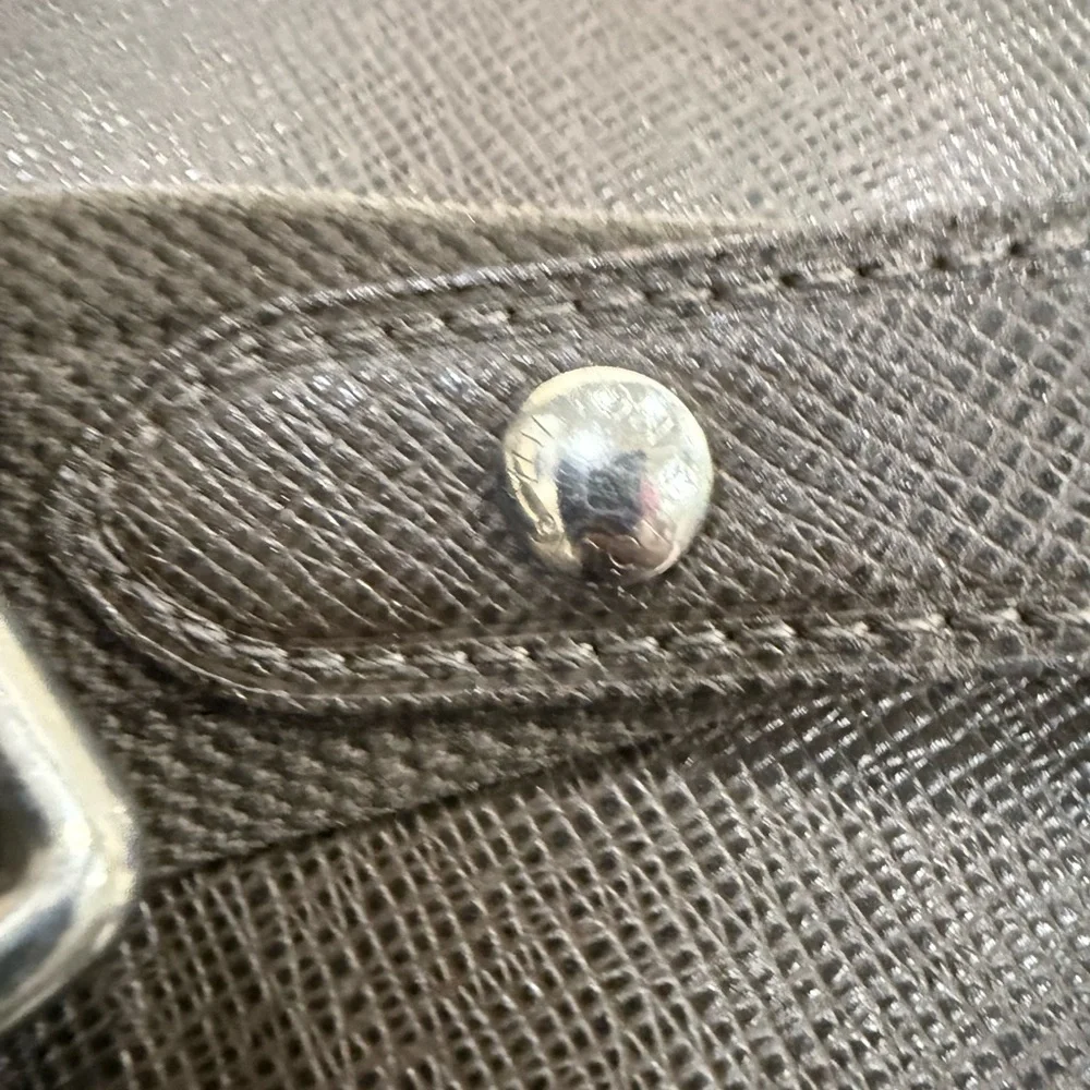 Louis Vuitton Taiga Messenger Bag